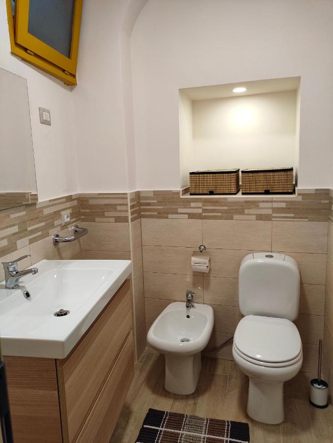 Etnacity Guest House Apartment 卡塔尼亚 外观 照片