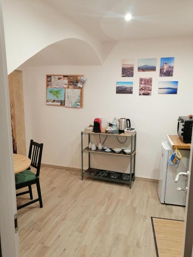 Etnacity Guest House Apartment 卡塔尼亚 外观 照片
