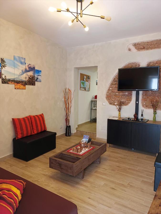 Etnacity Guest House Apartment 卡塔尼亚 外观 照片