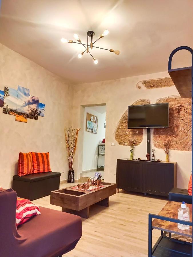Etnacity Guest House Apartment 卡塔尼亚 外观 照片